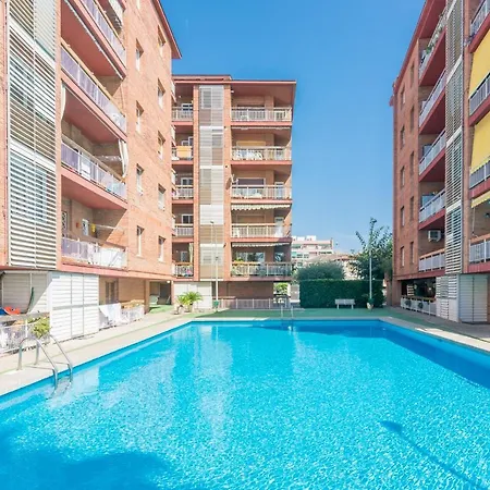 Homeholidaysrentals Amaral * Pineda de Mar