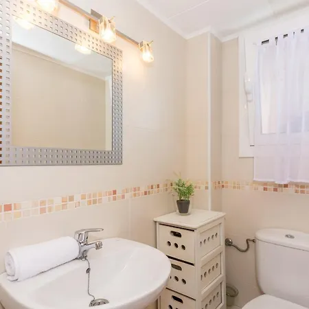 Homeholidaysrentals Amaral Pineda de Mar